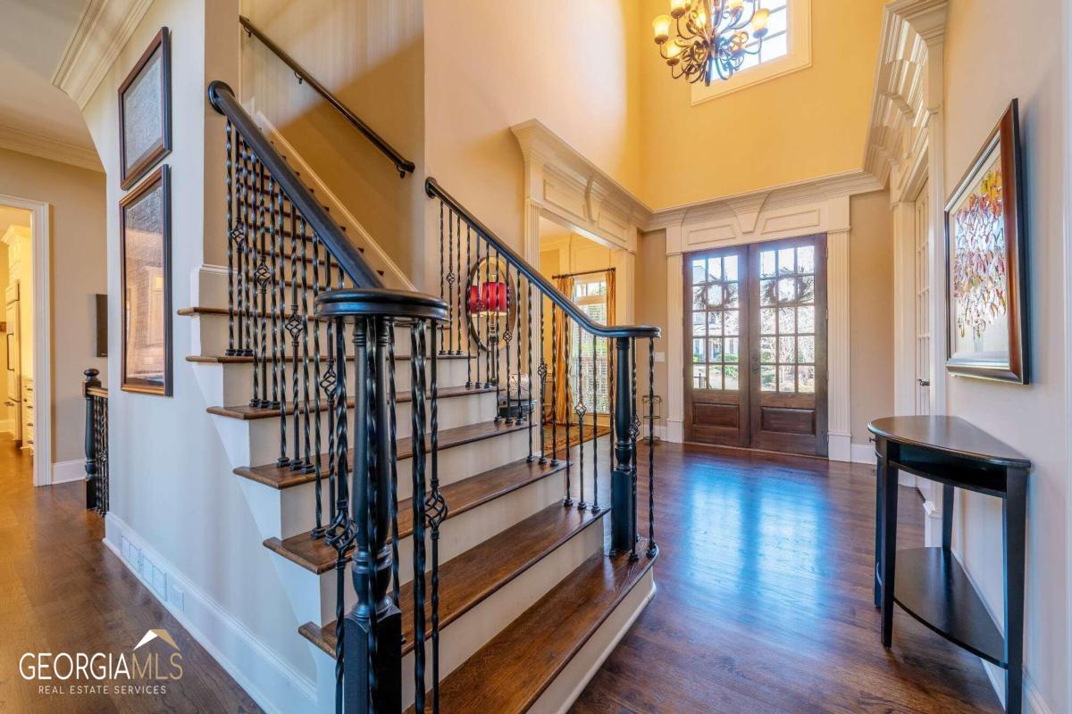 Vinings Estate - Residential