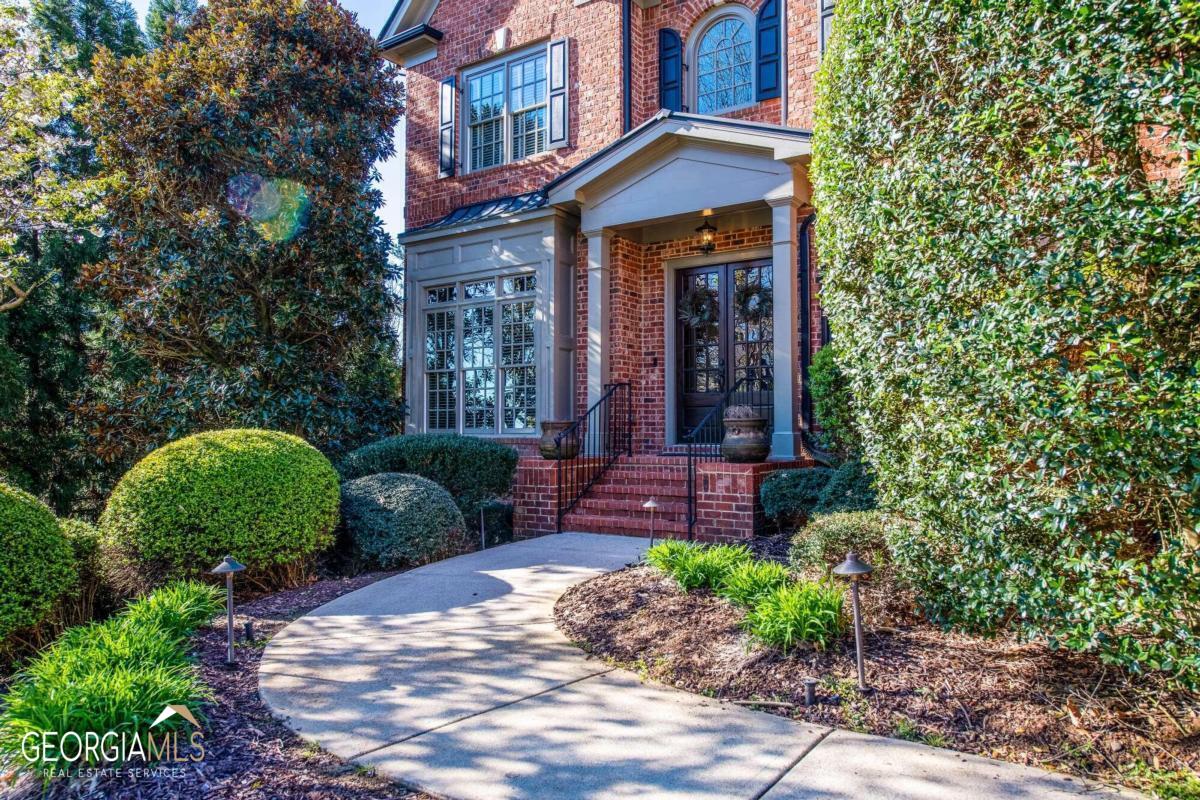Vinings Estate - Residential