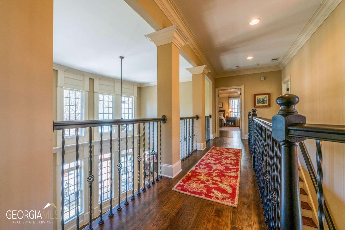 Vinings Estate - Residential
