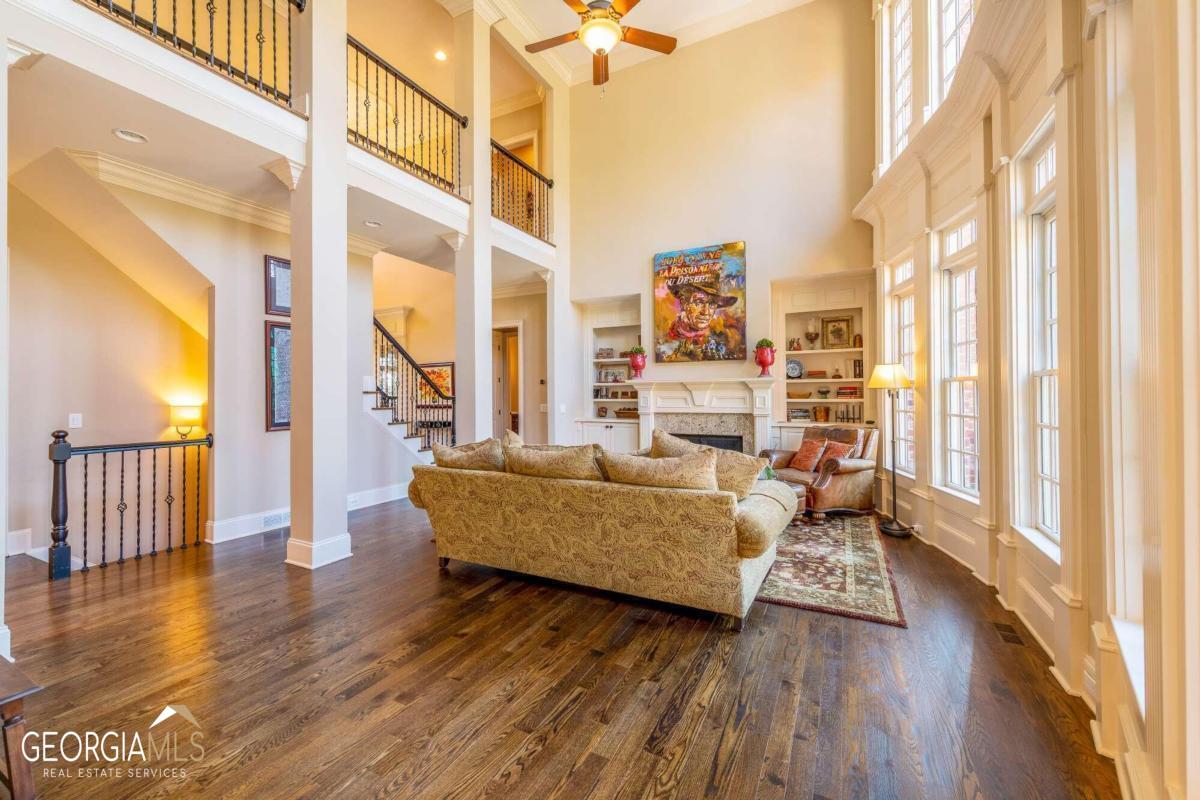 Vinings Estate - Residential