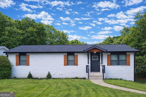 Photo of 1385 Plaza Avenue SW, Atlanta, GA 30310 (MLS # 10819891)
