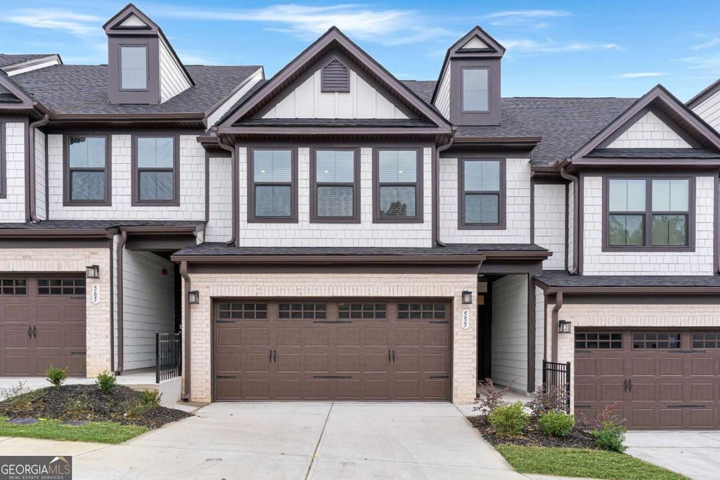 Photo of 555 Thatch Terrace, Fayetteville, GA 30214 (MLS # 10662656)