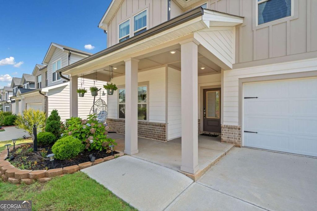 Photo of 368 Murray Way, Lilburn, GA 30047 (MLS # 10658594)