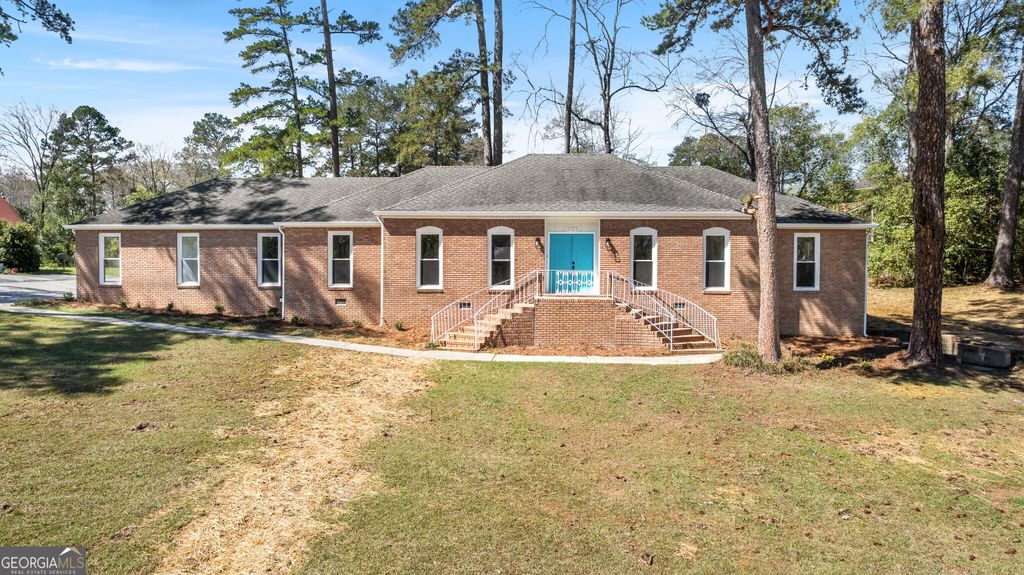 Photo of 2903 Pickett Ridge, Macon, GA 31204 (MLS # 10711191)