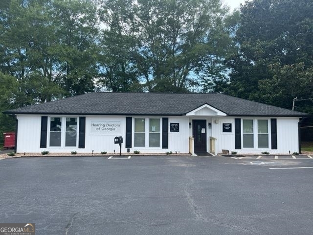 Photo 1 of 3 — 25 Bullsboro DR, Newnan, GA 30263