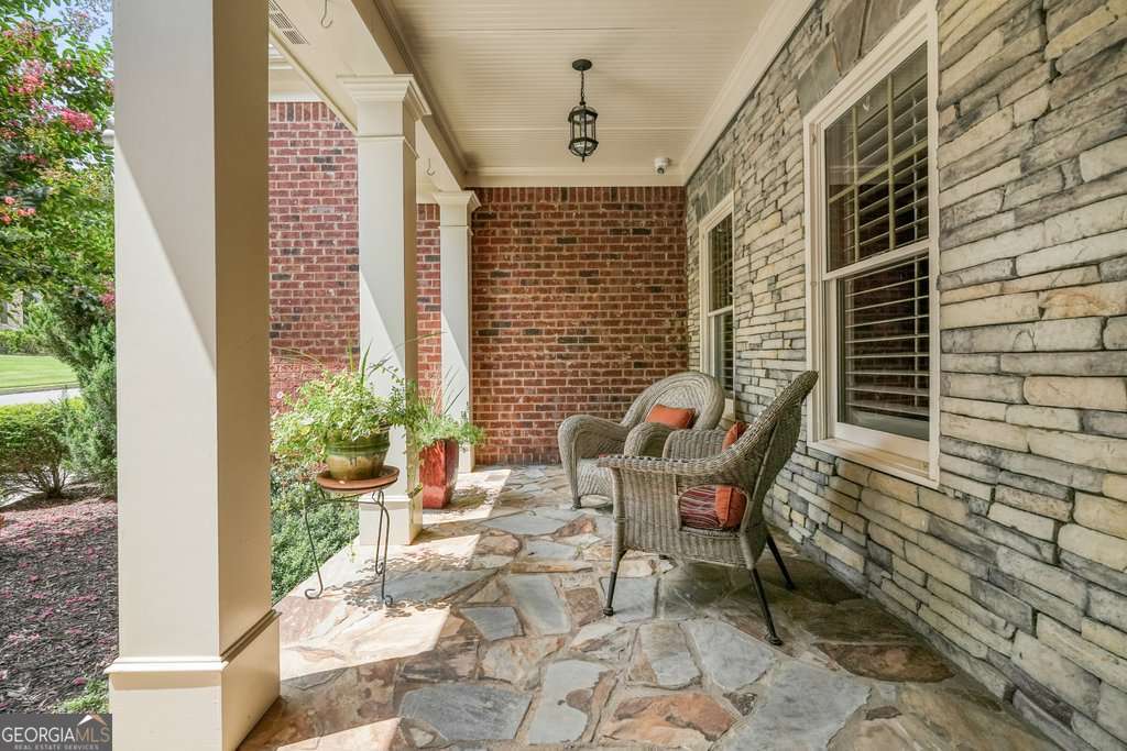 135 Glenmill WAY