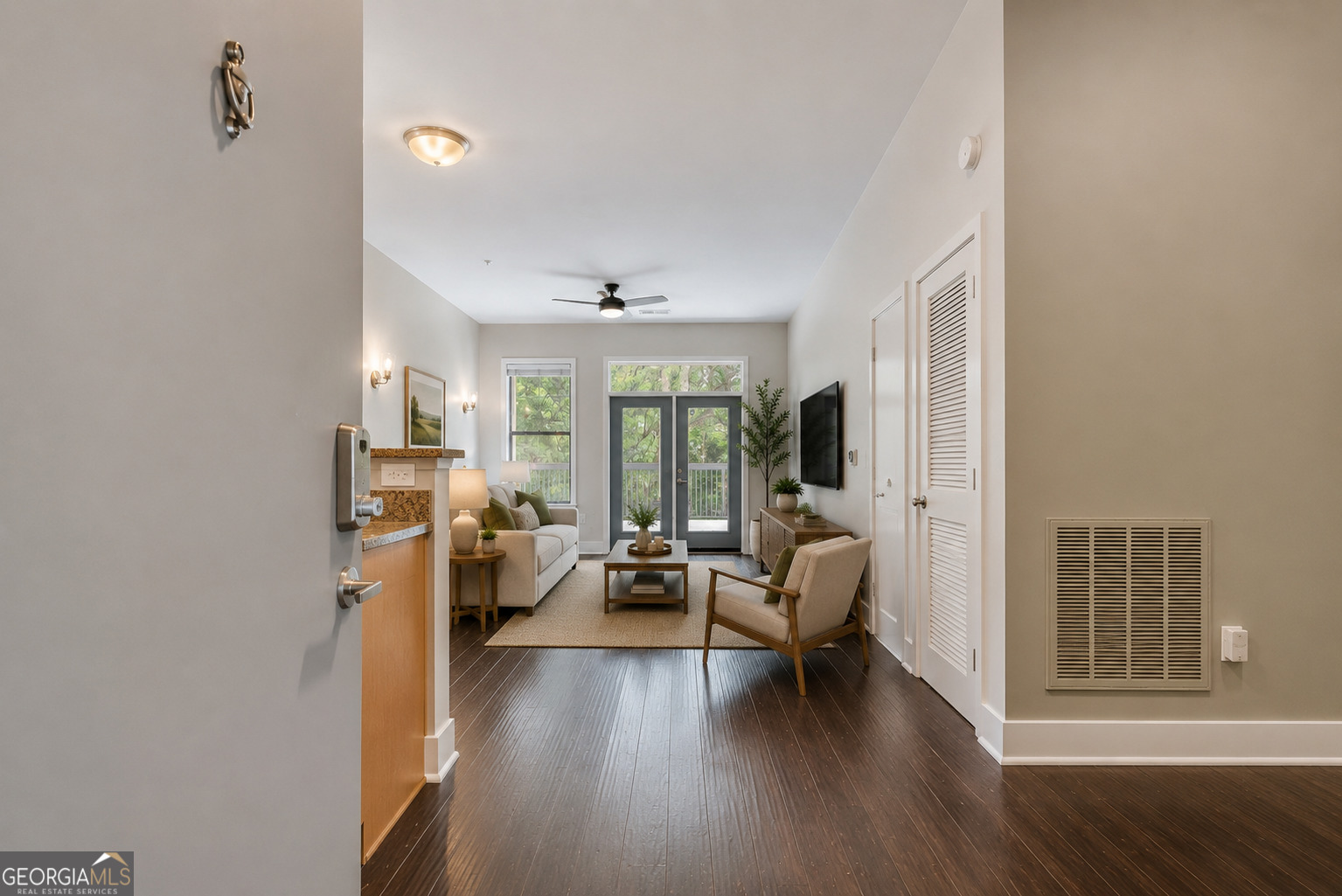 425 Chapel ST SW 2107