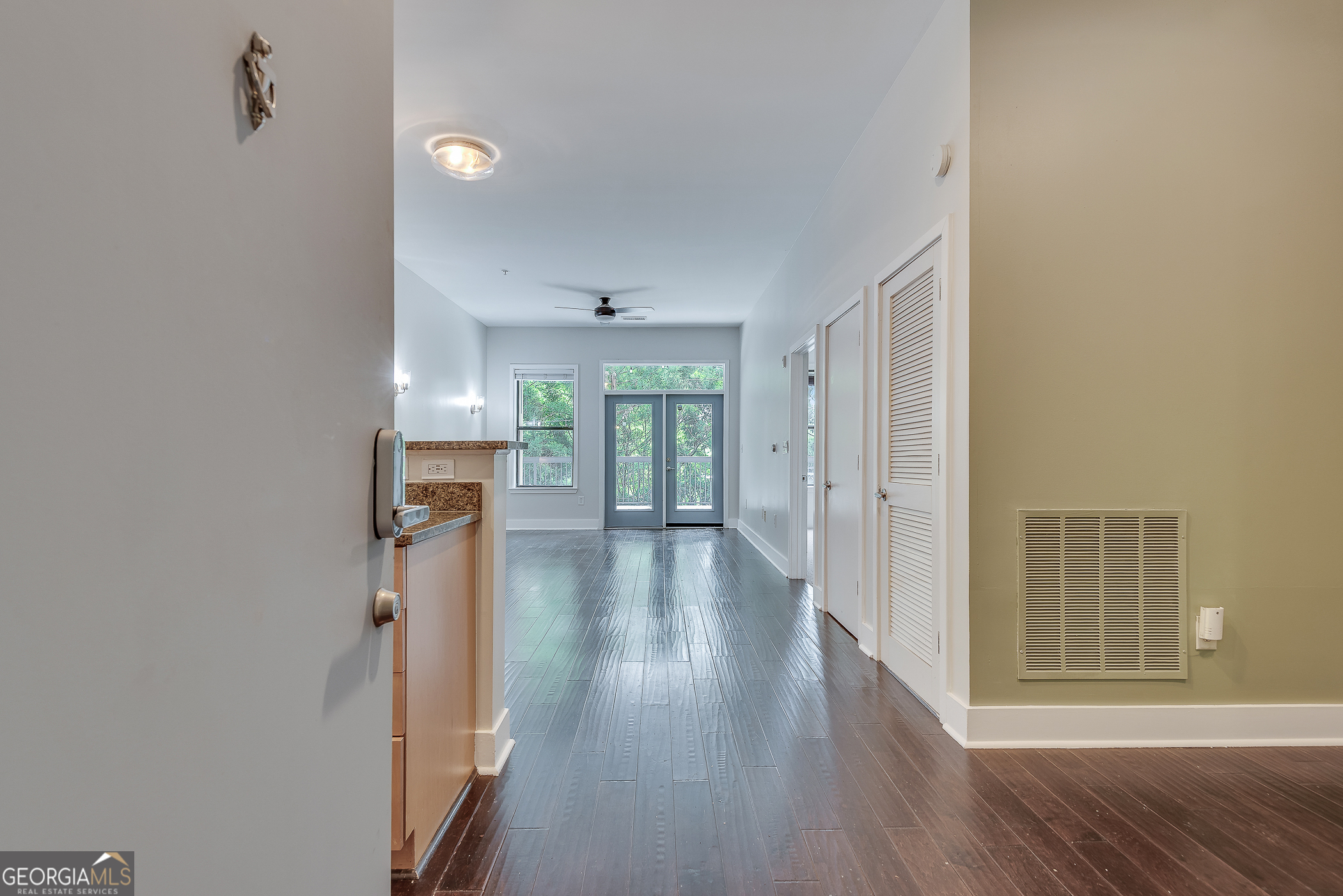 425 Chapel ST SW 2107