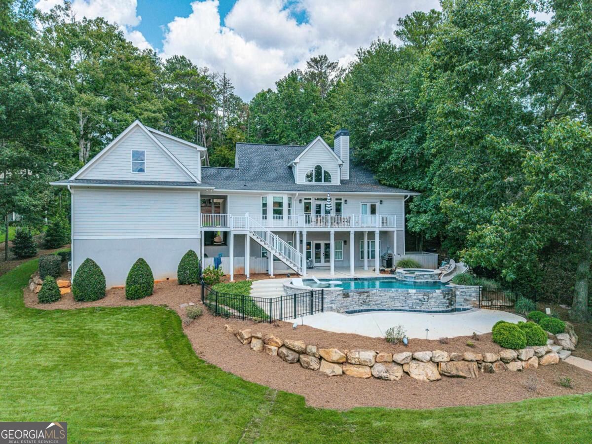 1001 Kingsford WAY