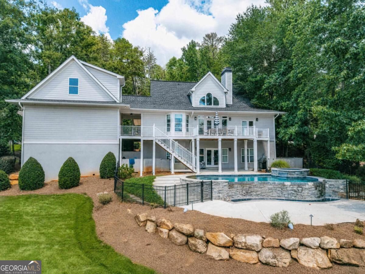 1001 Kingsford WAY