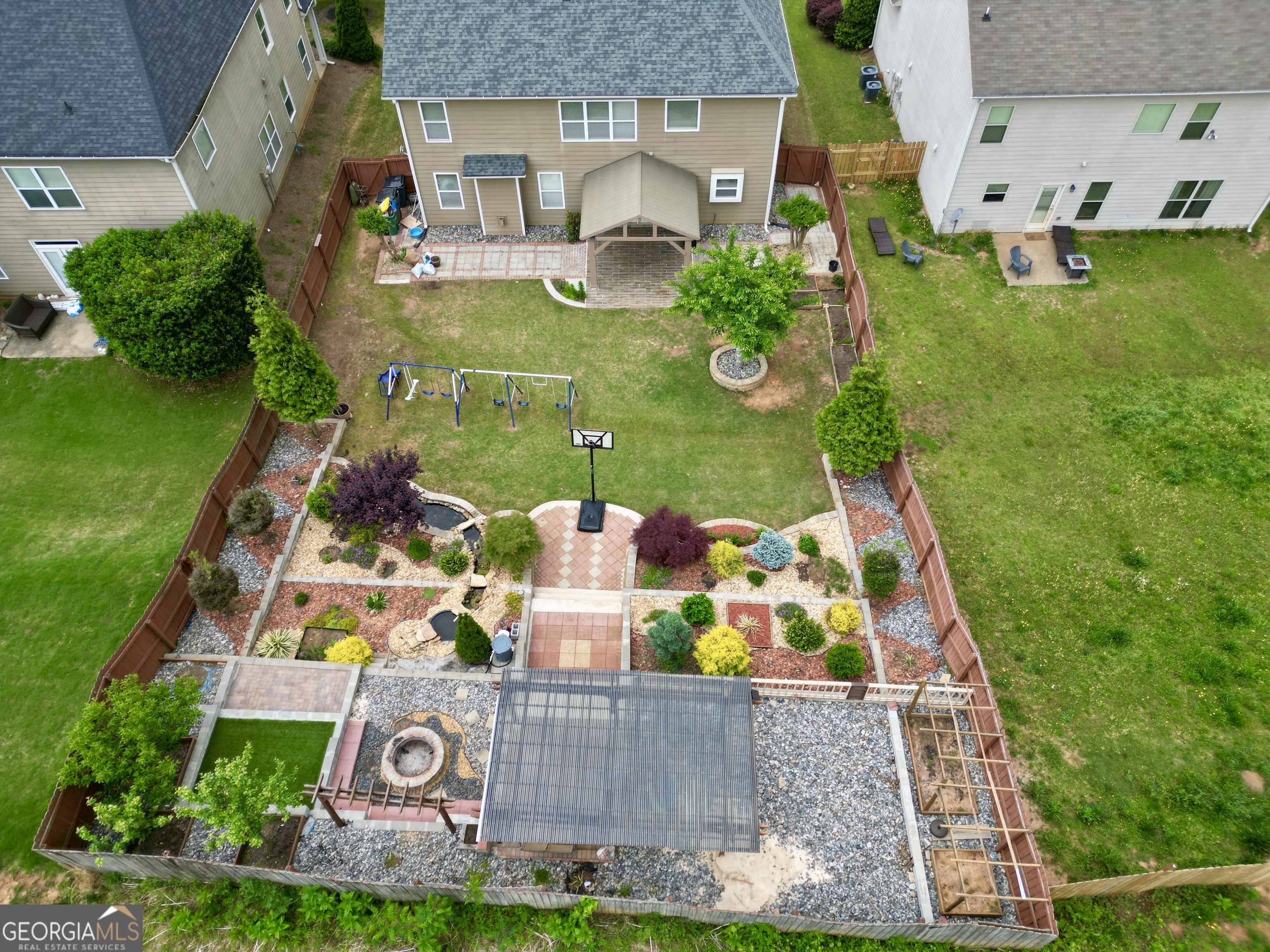 4195 Settlers Grove RD