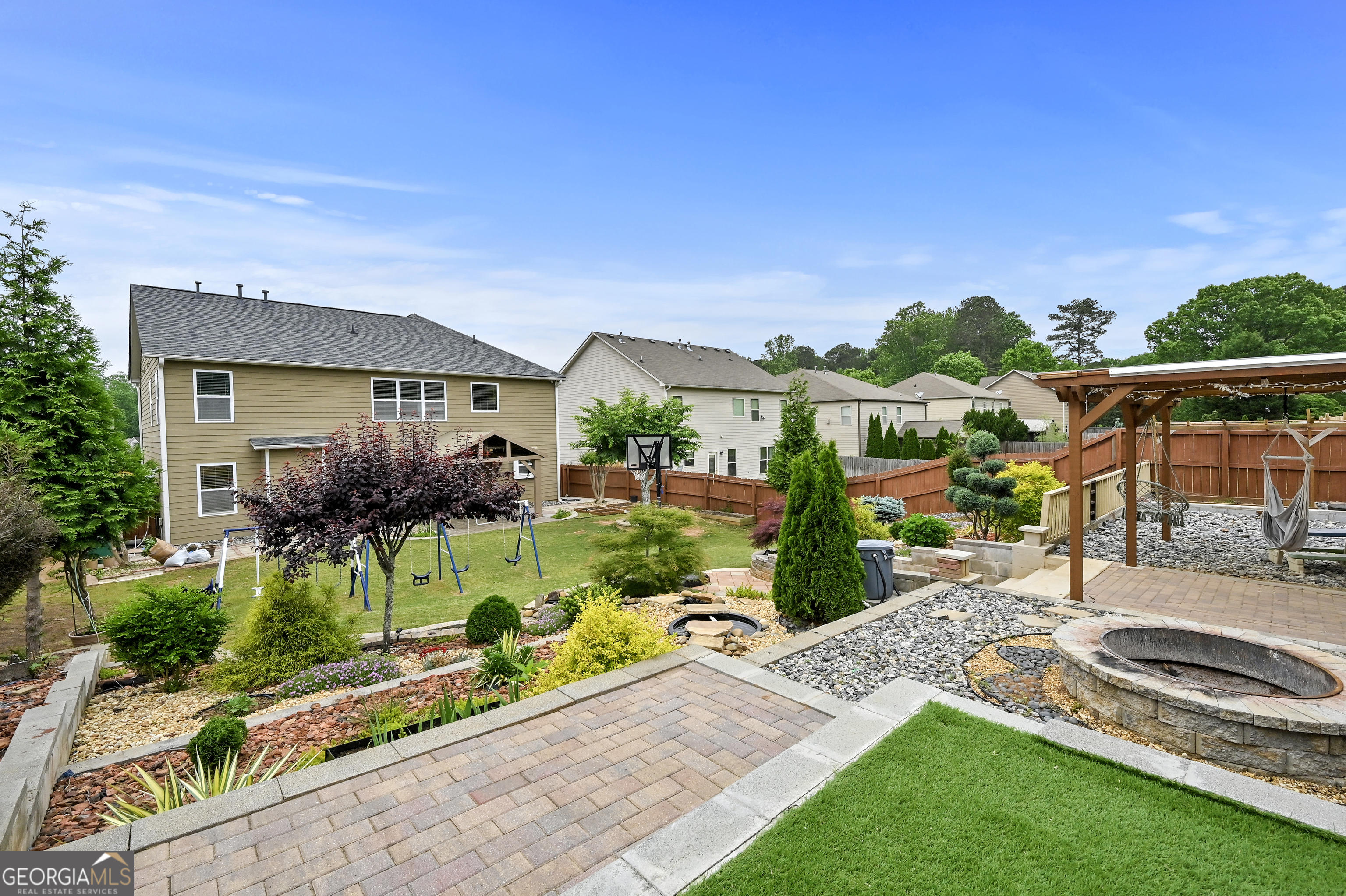 4195 Settlers Grove RD