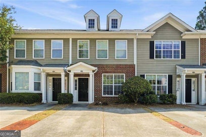 2086 Del Lago CIR Kennesaw GA 30152