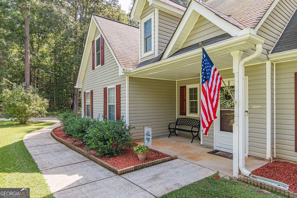 Photo of 210 Kim Trail, Stockbridge, GA 30281 (MLS # 10849320)