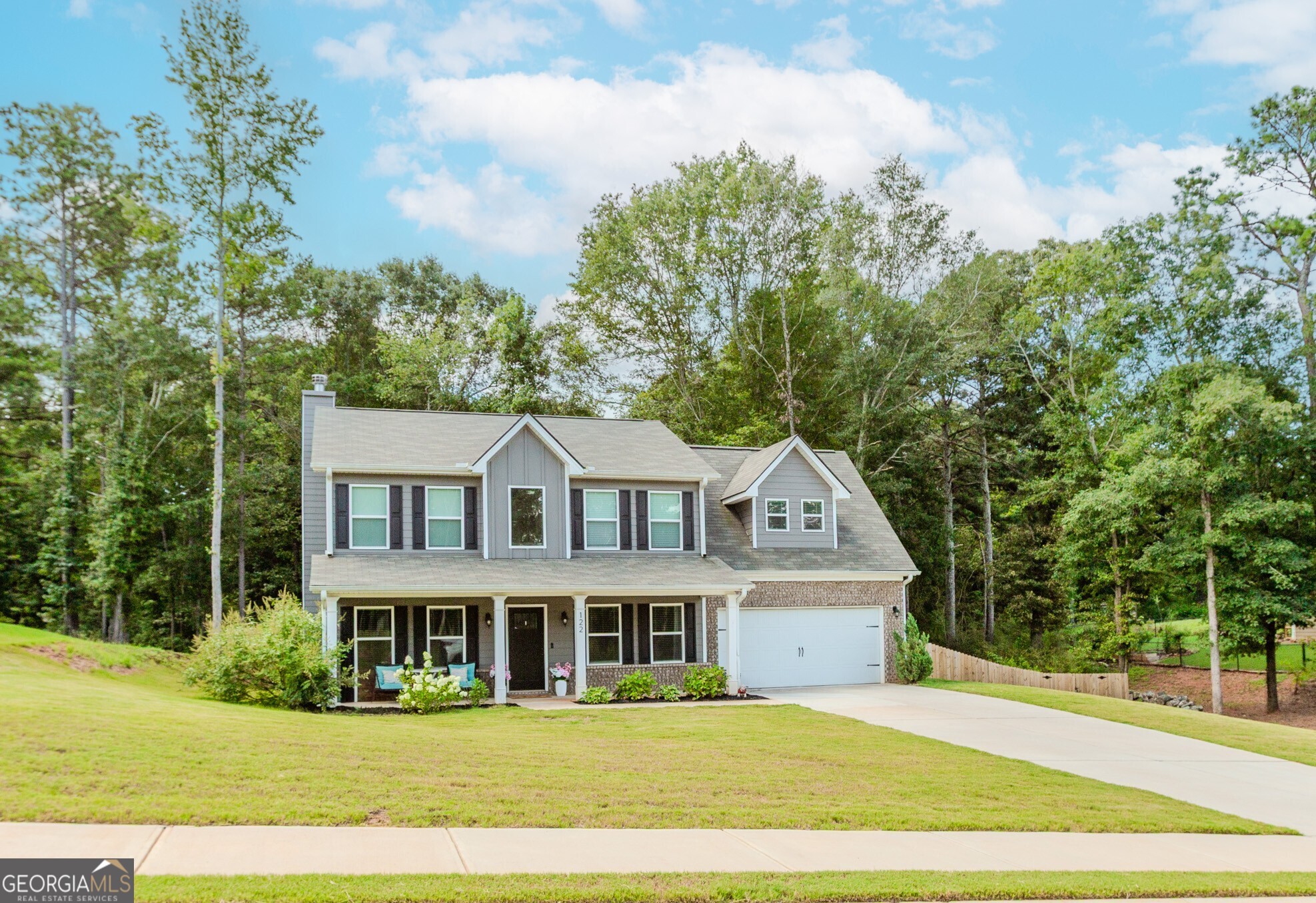 122 Kinsley WAY