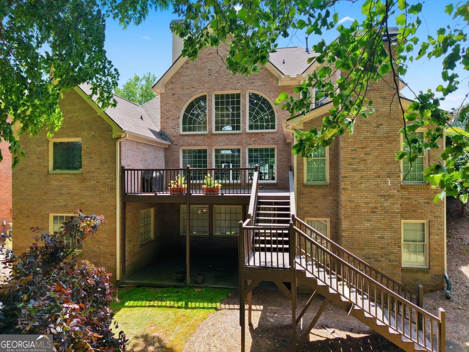 221 Southern Hill DR