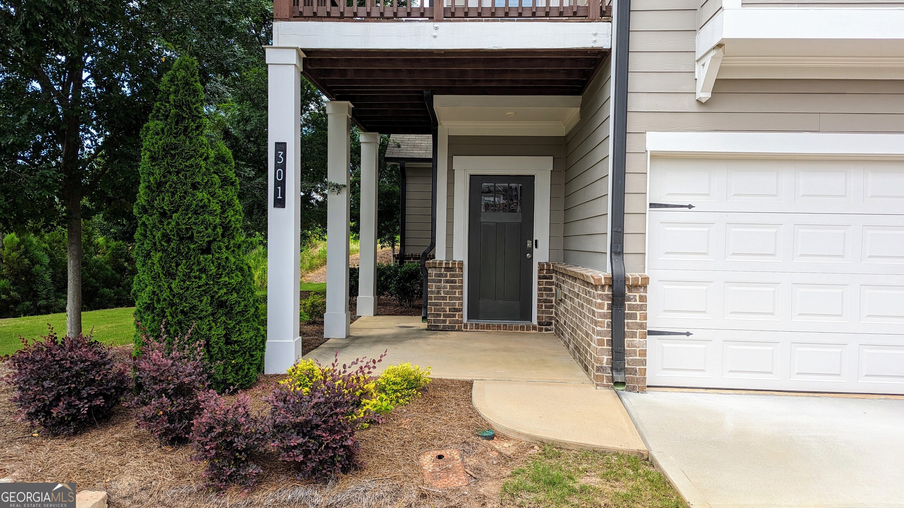 Addison Point - Residential