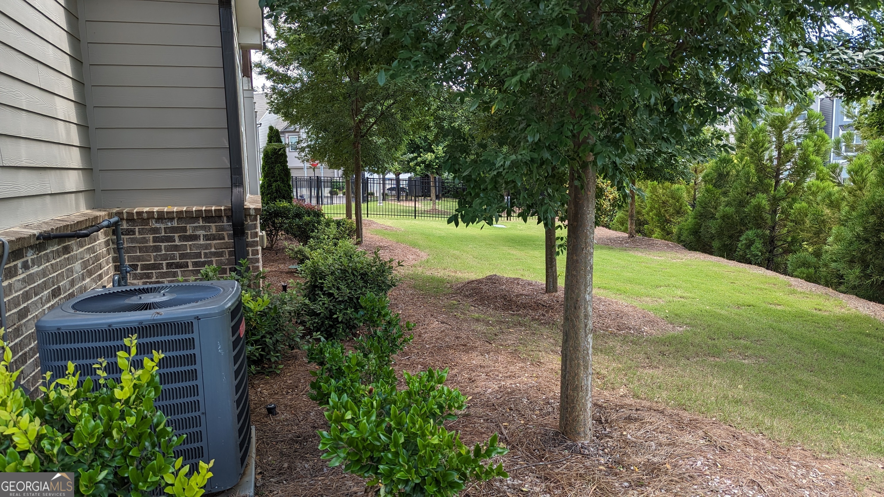 Addison Point - Residential