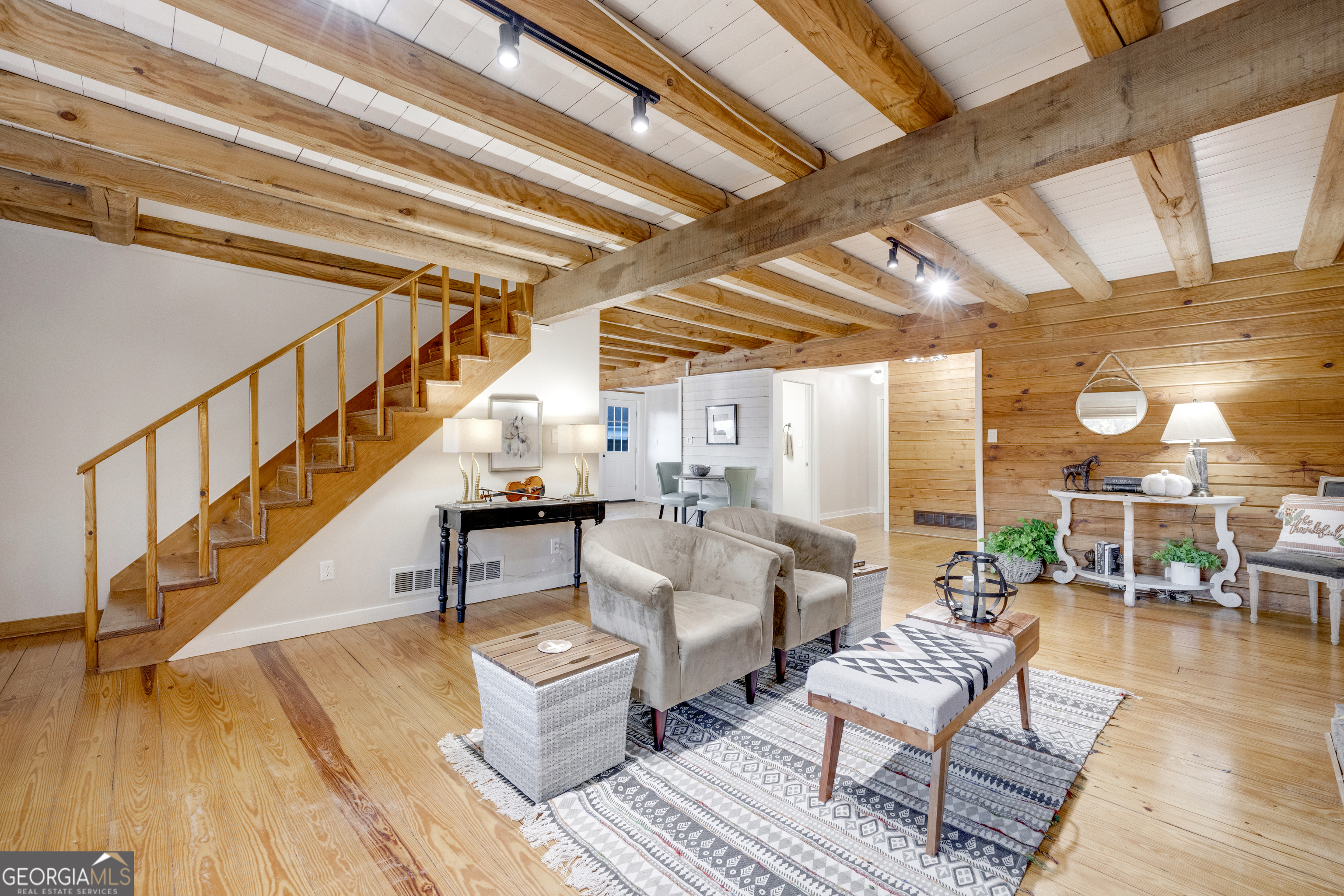 Victoria Cottages - Residential