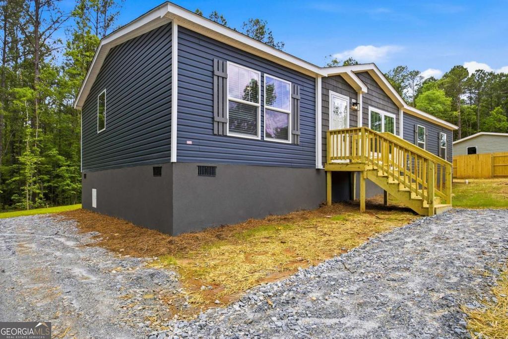 Photo of 108 Thomas Drive, Eatonton, GA 31024 (MLS # 10772085)