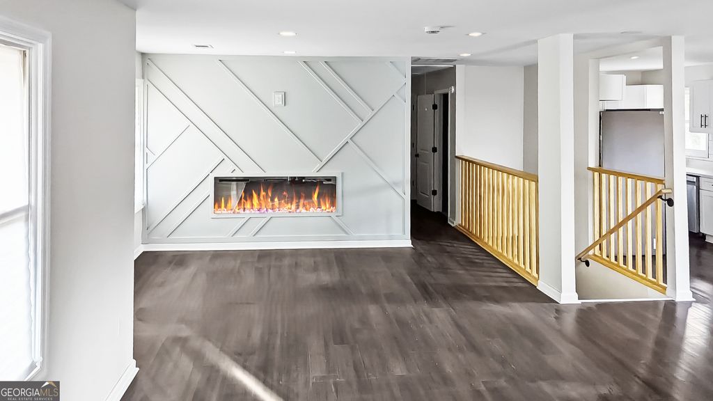 Photo of 2851 Headland Drive, East Point, GA 30344 (MLS # 10736440)