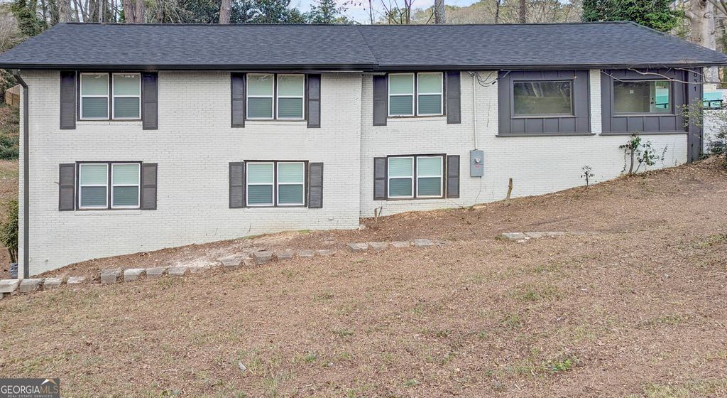 Photo of 2851 Headland Drive, East Point, GA 30344 (MLS # 10736440)