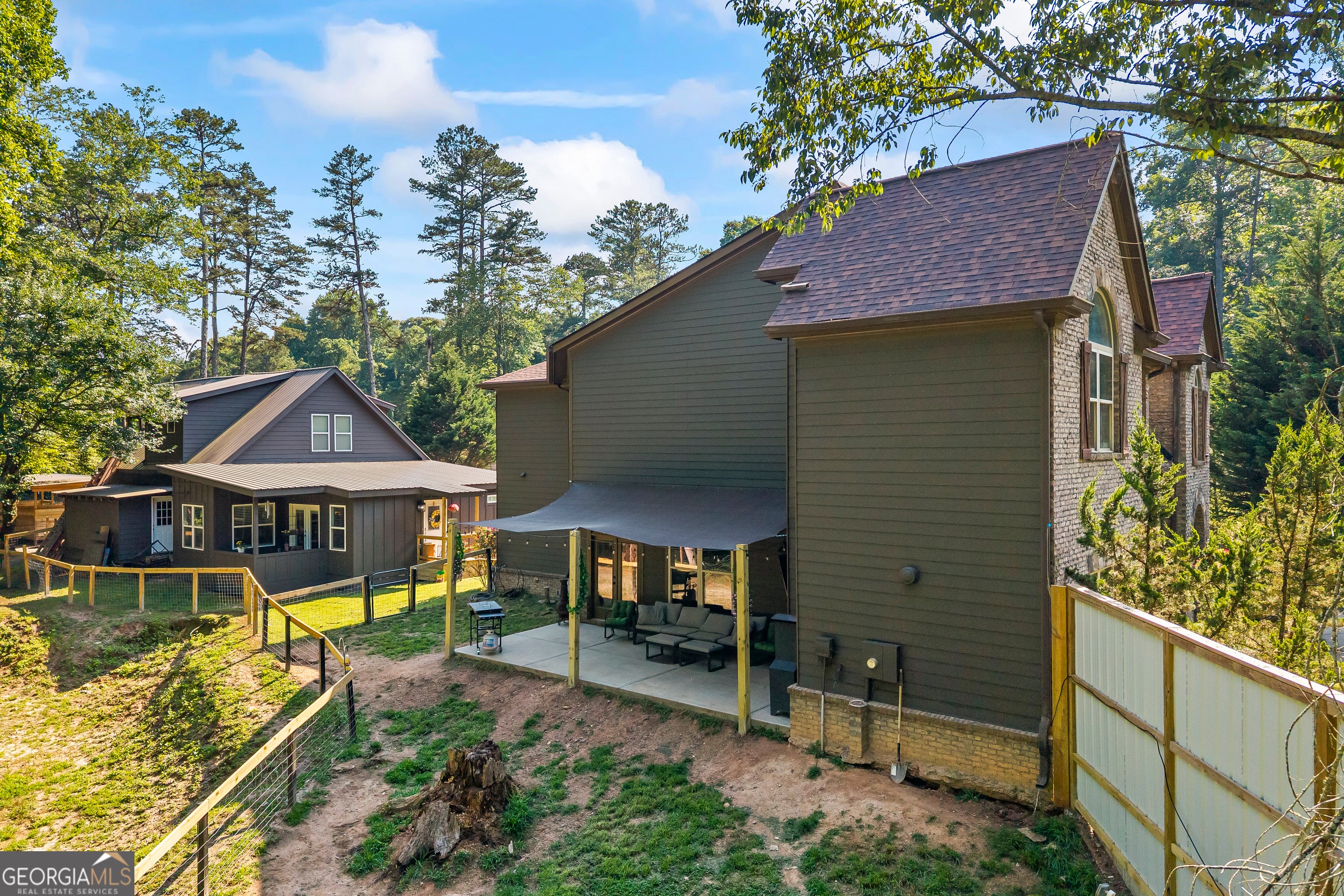 9315 Meadowbrook DR