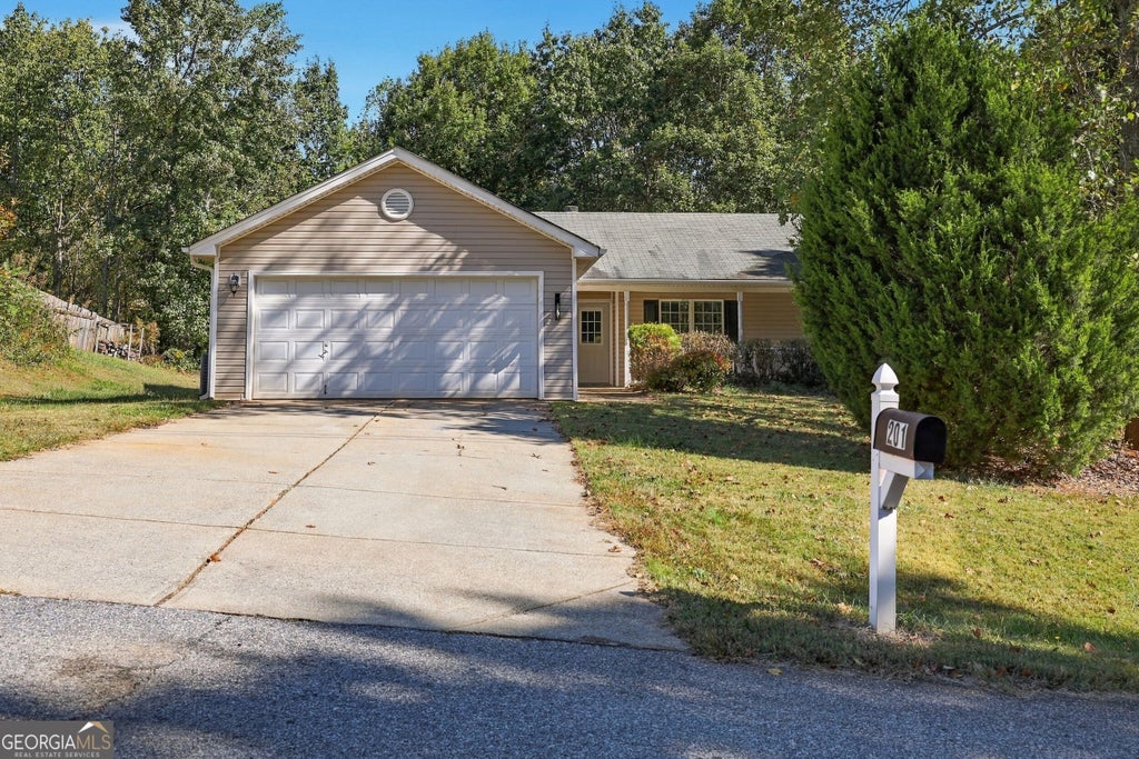 Photo of 201 Wood Springs Lane, Mount Airy, GA 30563 (MLS # 10876748)
