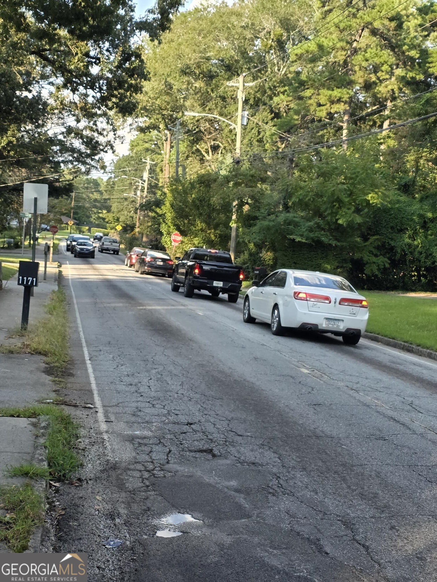 1172 SE Fayetteville RD SE A & B