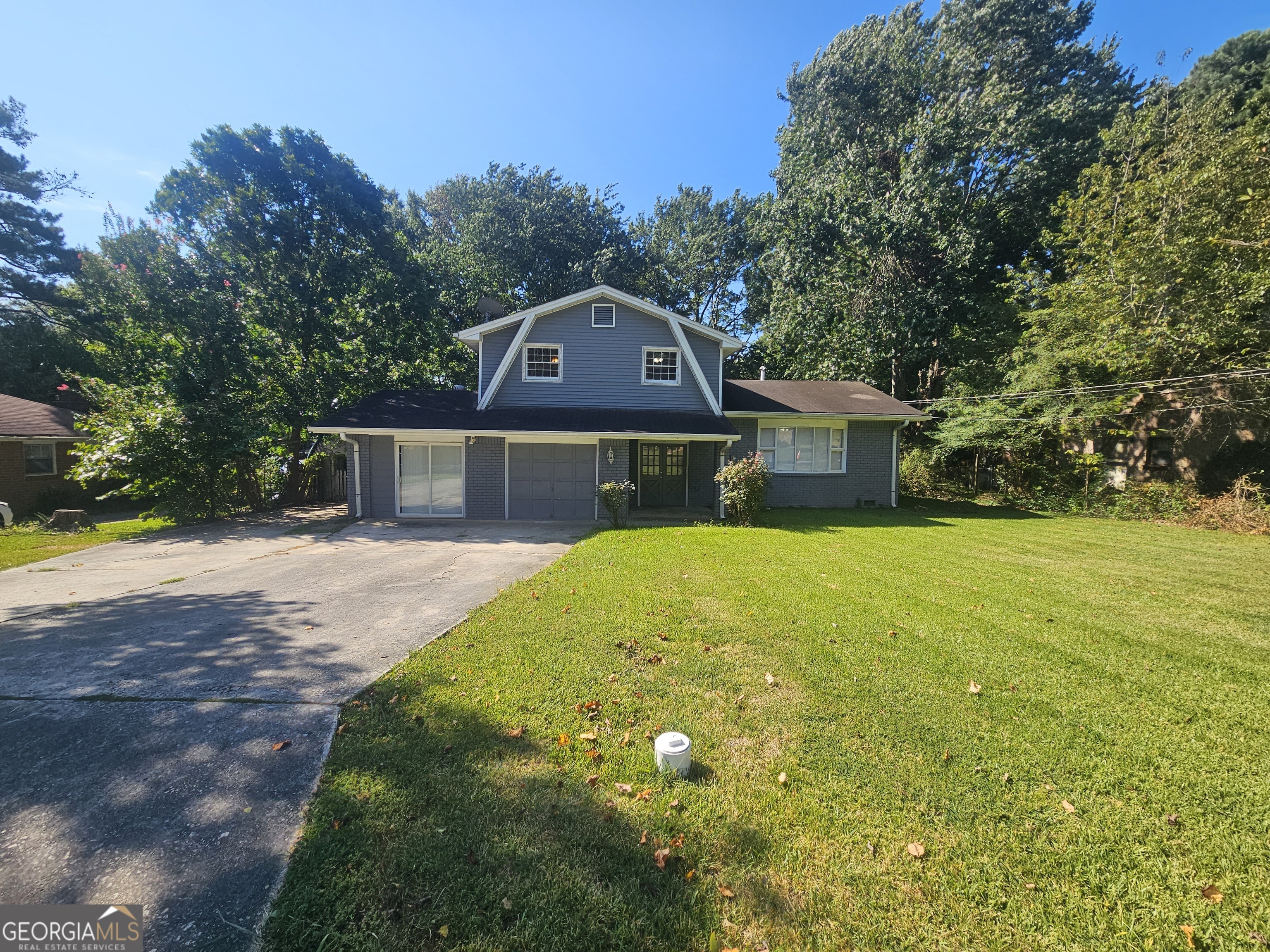 Welcome to this Multi-Level home in Desirable Sherwood Forest Subdivision! 3 beds, 1.5 baths & a Bonus Room across 1,936 SF. This Home is Perfect for Those Seeking Space, Comfort & Convenience. Key Updates include a 5 to 6 Years Old HVAC System, New Water Heater & New Sewer Line From the Street to the Home! Freshly Painted Interior Walls, Ceiling & Trim! Tile Foyer, Family Room & Kitchen! Hardwoods on Living & Formal Dining Rooms! Enjoy Outdoor Living Year-Round on the Screened-In Back Porch & Gazebo! Large Level Fenced Backyard! Conveniently Located Near I-75, Shopping, Schools & Restaurants! Walking Distance to Tara Blvd.! No HOA! Don't Miss This Fantastic Opportunity & Schedule your Showing Today!