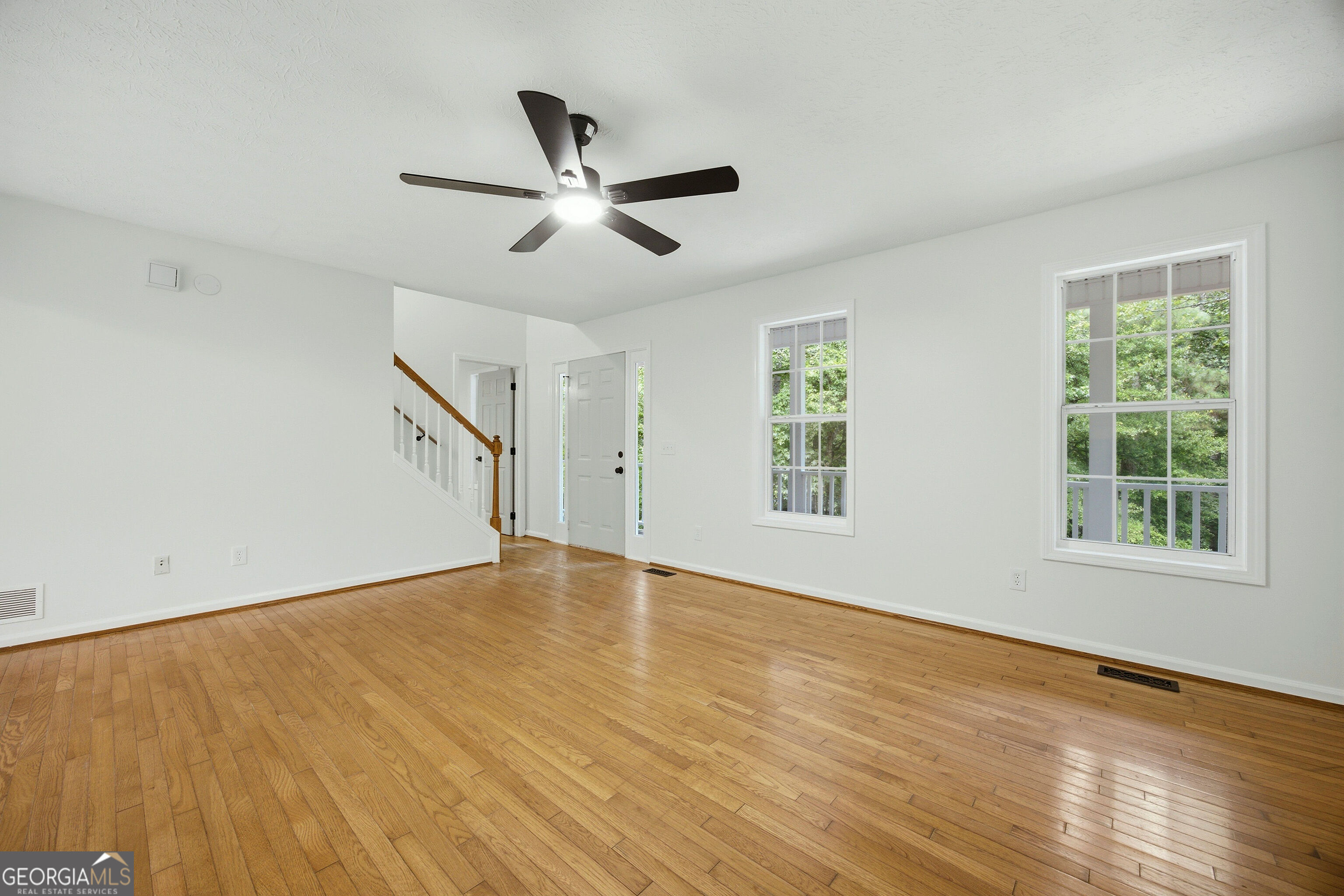 130 Hawkins Farm LN
