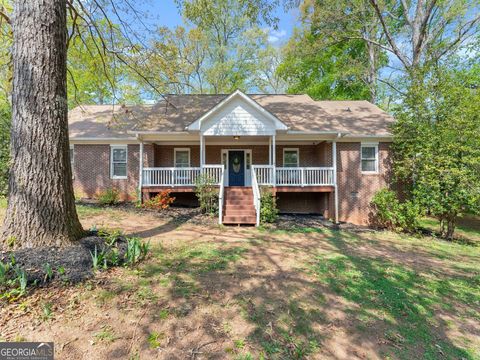 1890 Cleveland RD Bogart GA 30622