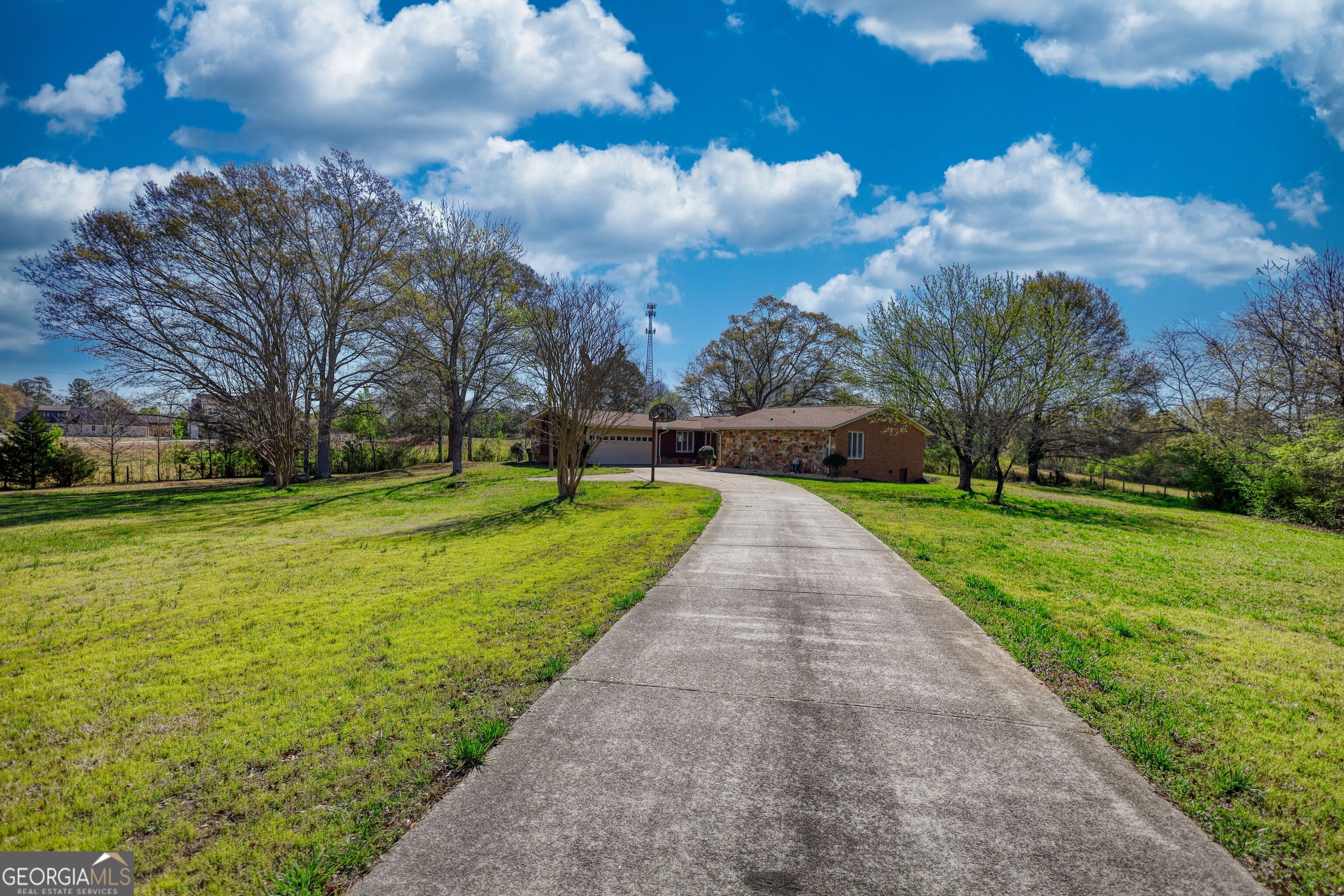 610 Loth Wages RD