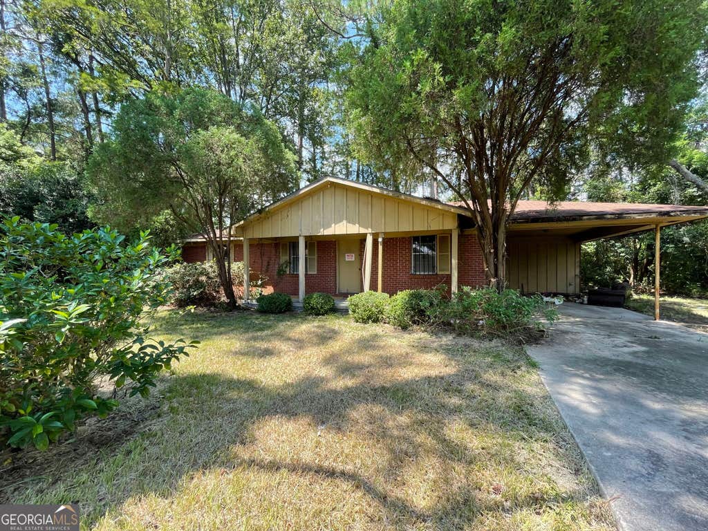 Photo of 223 Suburban Drive, Brunswick, GA 31520 (MLS # 10832165)