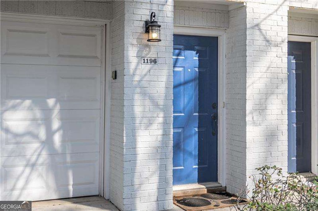 Photo of 1196 Village Court SE, Atlanta, GA 30316 (MLS # 10698338)