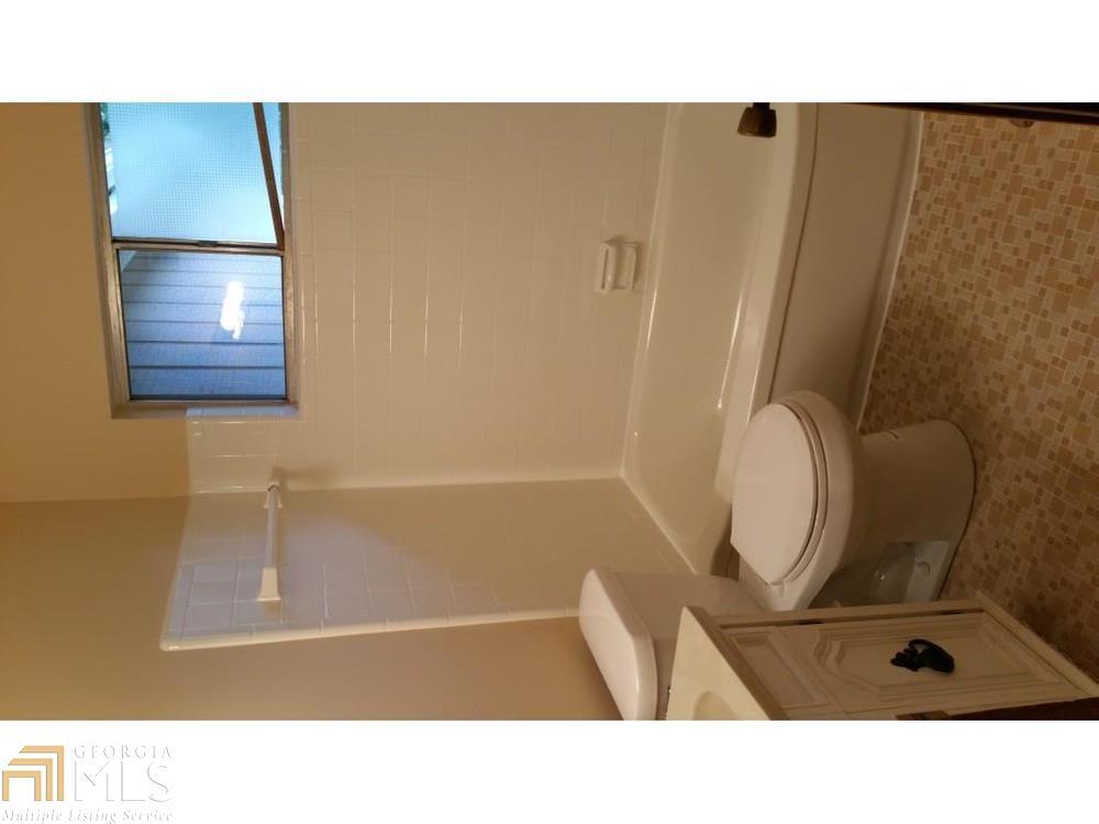 Venetian Estates - Residential Lease