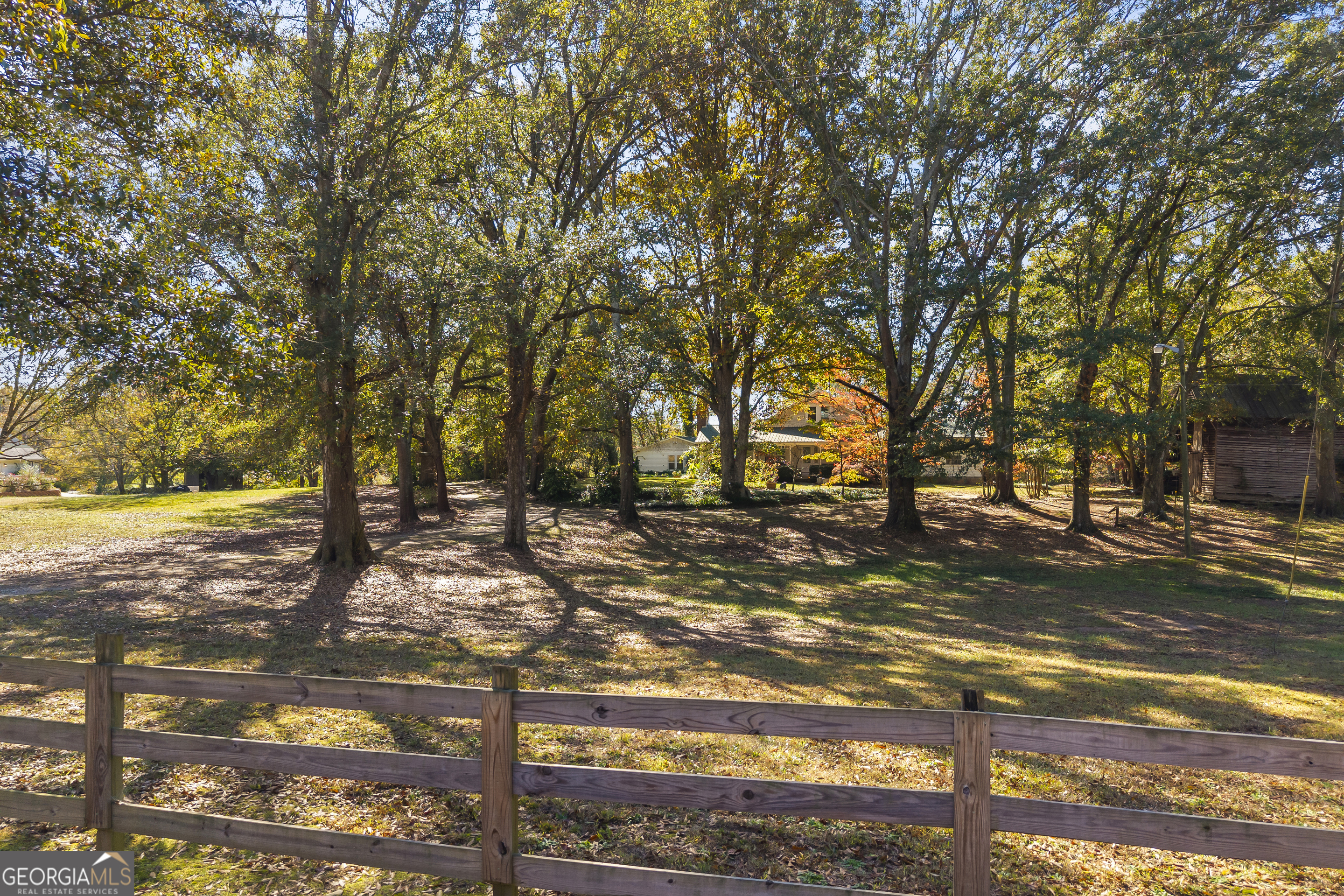 Carnesville, Georgia 30521, United States, 2 Bedrooms Bedrooms, ,2 BathroomsBathrooms,Residential,Active,244381