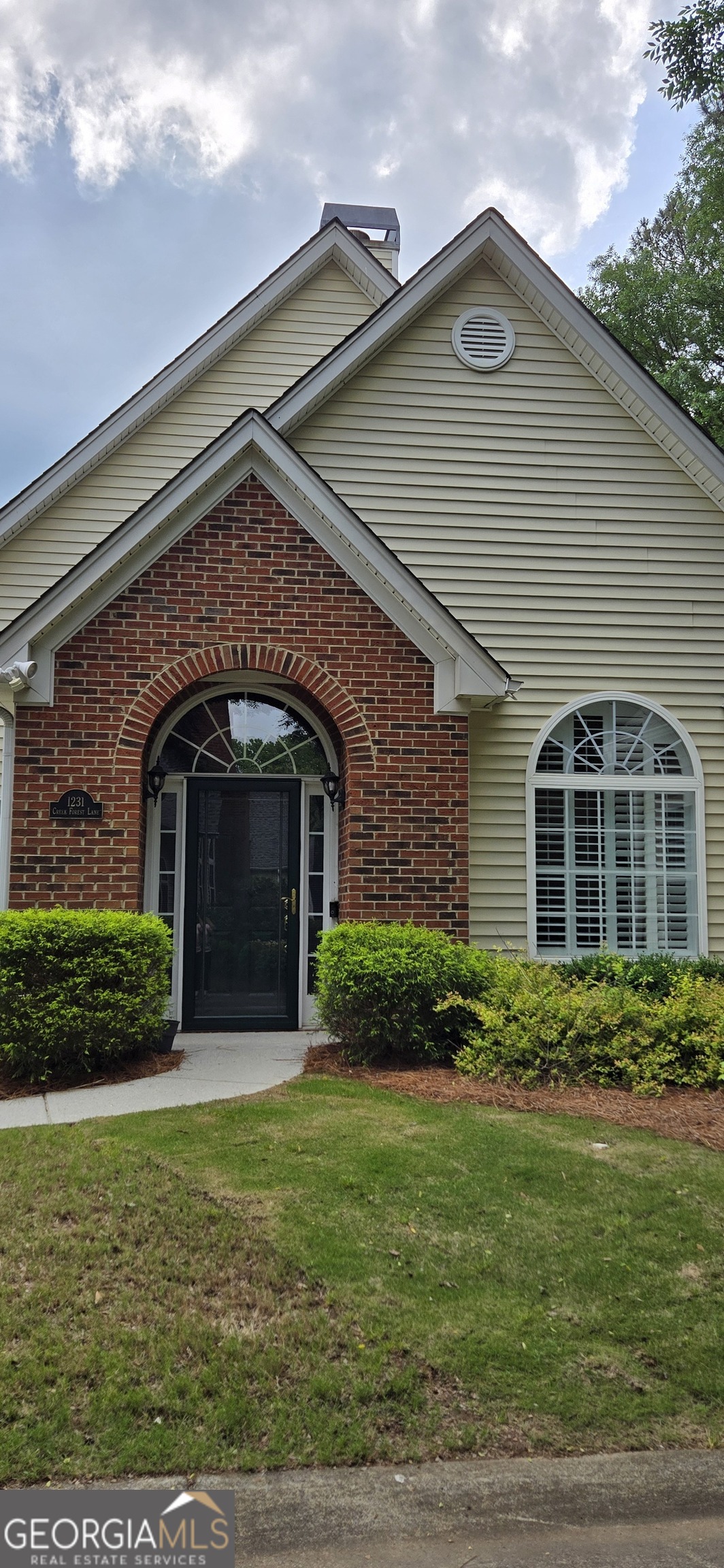1231 Creek Forest LN