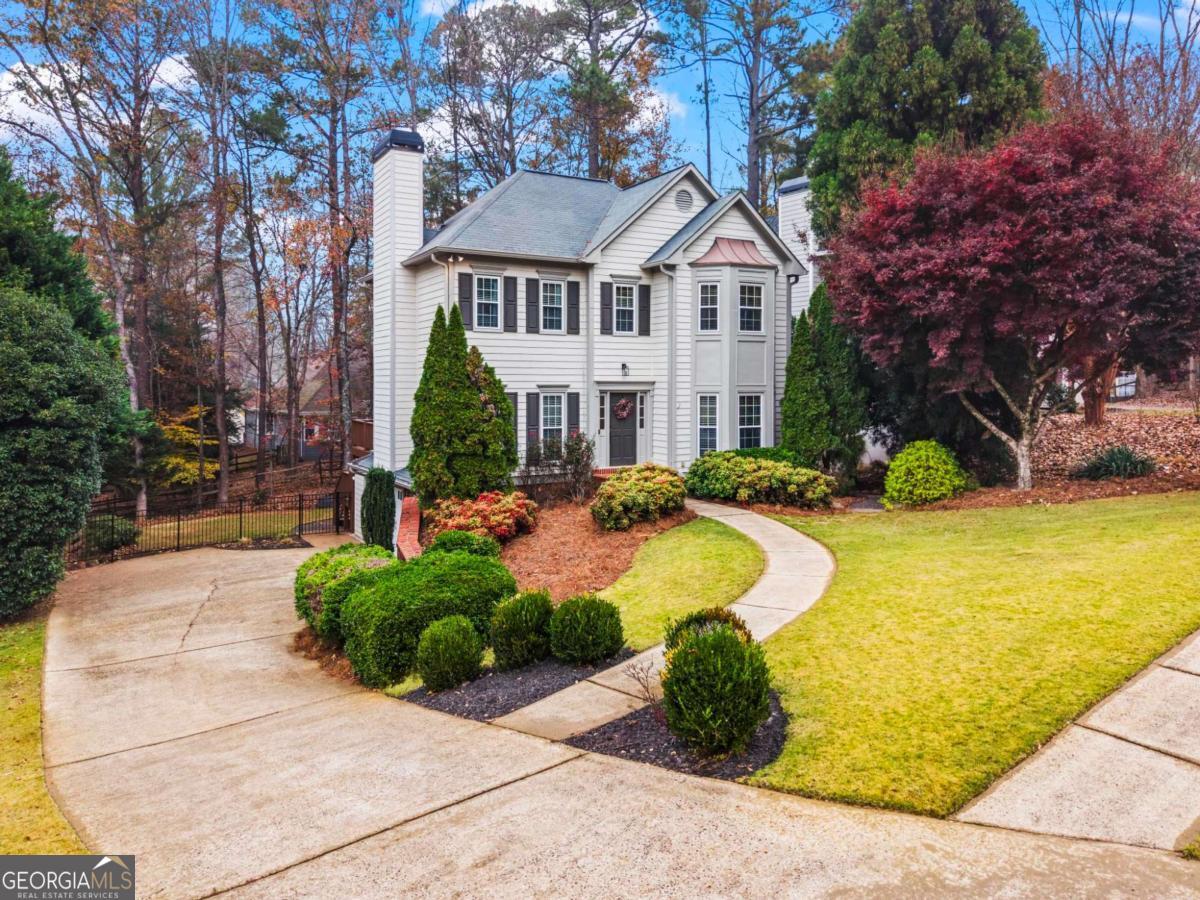 907 Feather Creek LN