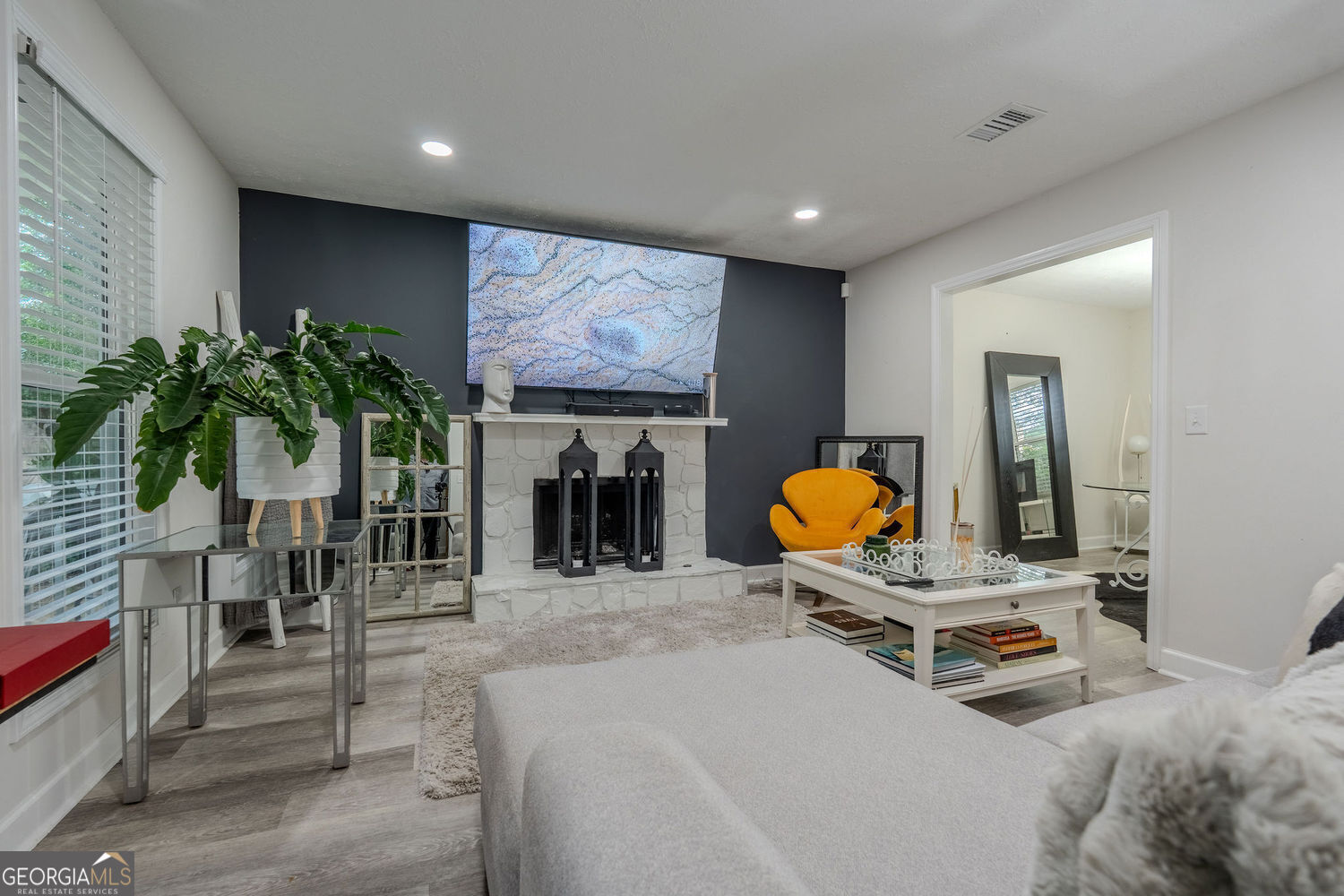 5601 Tunbridge Wells RD