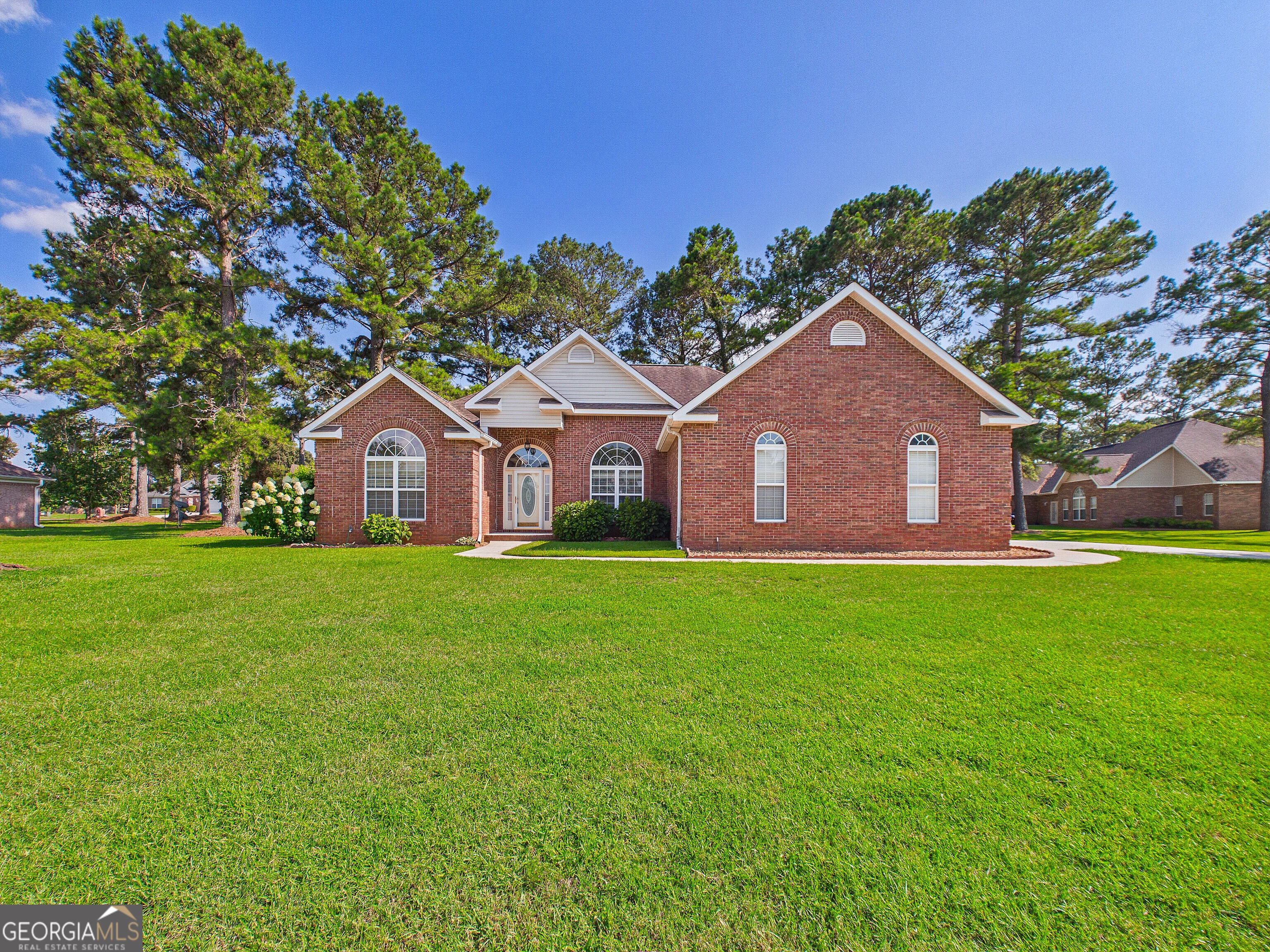 503 Victoria Circle