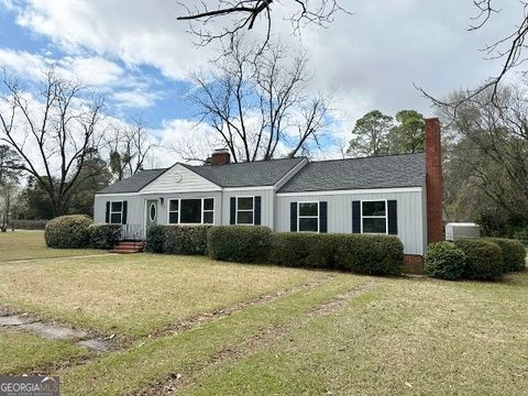 A home in Swainsboro