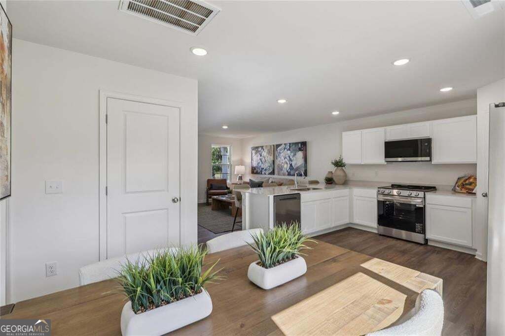 140 Enclave DR