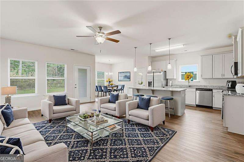 1125 Campbell Pine TRL