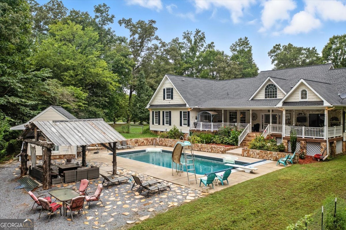 330 Flint Hill RD
