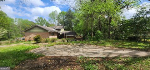 A home in Thomaston