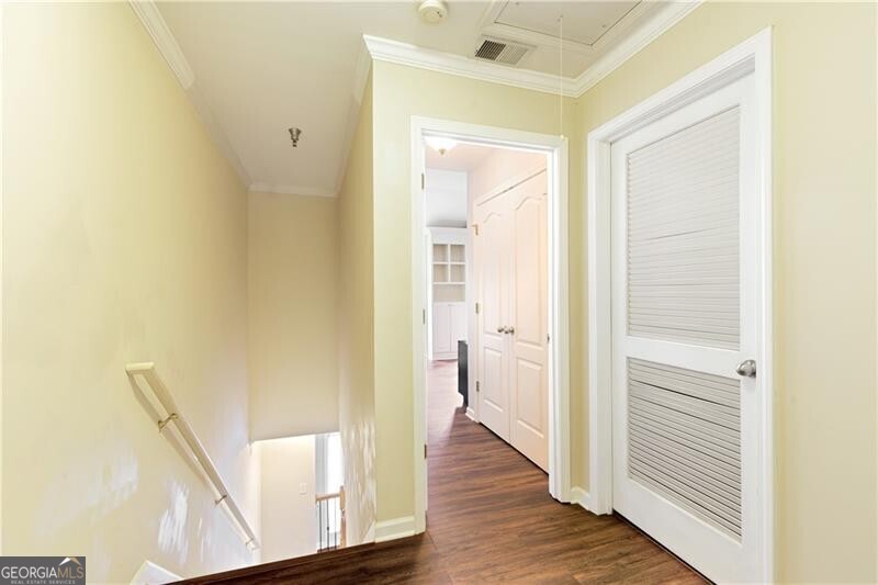 Roswell, Georgia 30076, United States, 2 Bedrooms Bedrooms, ,3 BathroomsBathrooms,Residential,Pending,143080