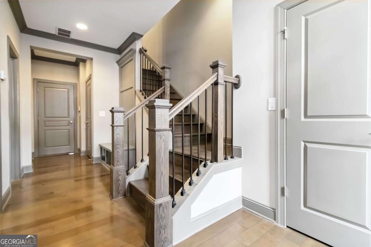 1437 Druid Manor BLVD NE