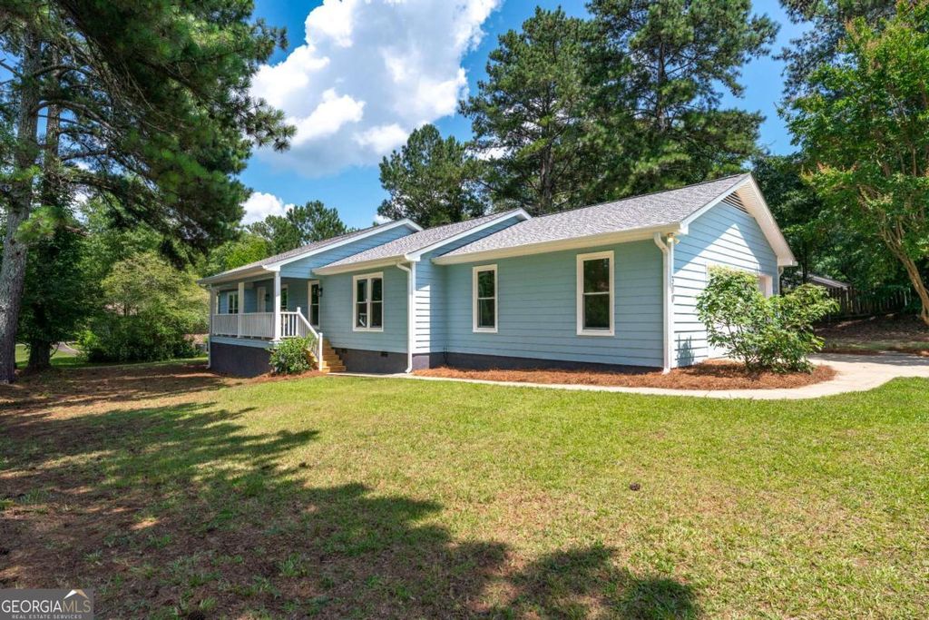 Photo of 300 Fairway Drive, Athens, GA 30607 (MLS # 10797489)