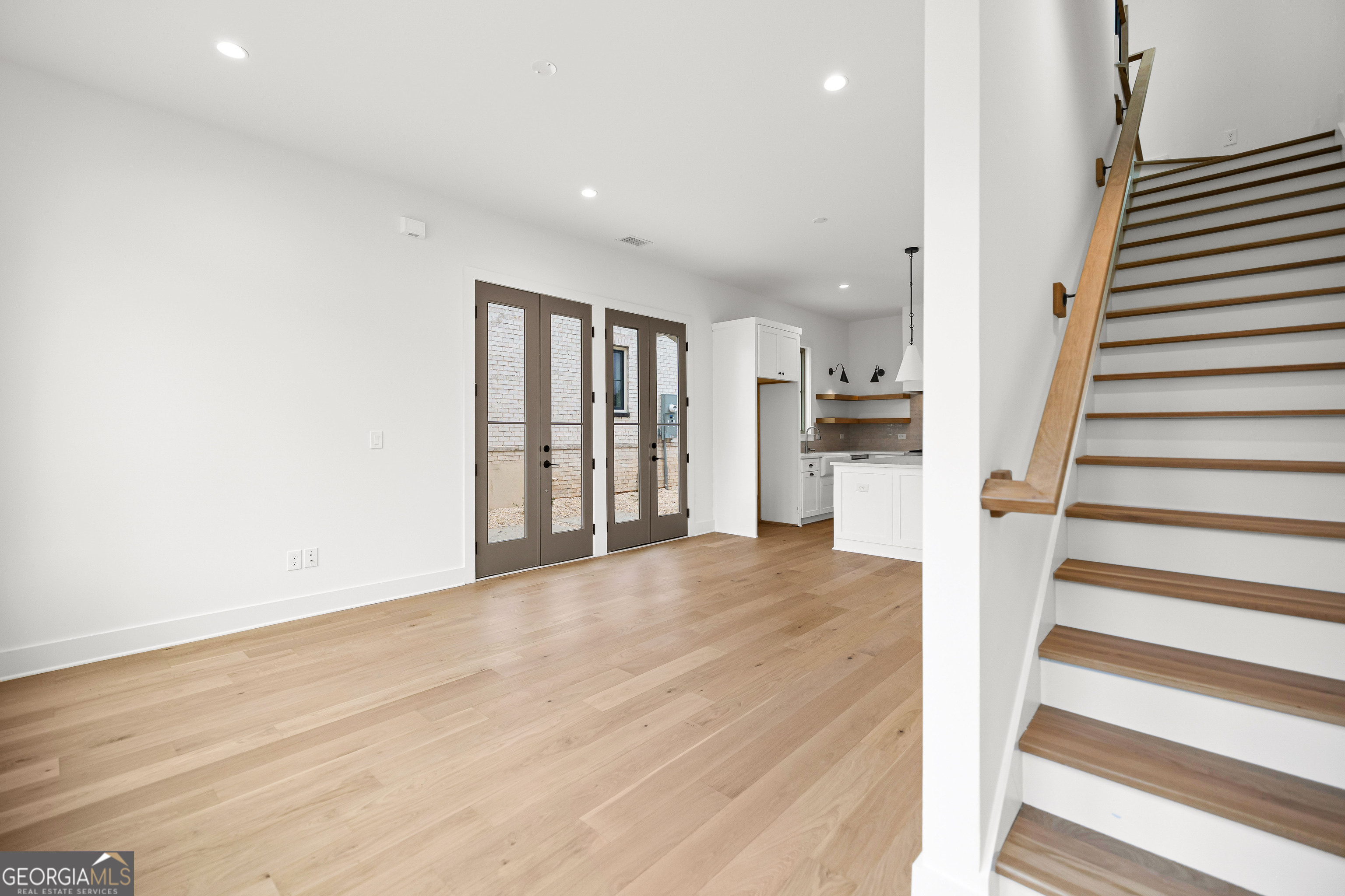 Fayetteville, Georgia 30214, United States, 2 Bedrooms Bedrooms, ,3 BathroomsBathrooms,Residential,Active,186295